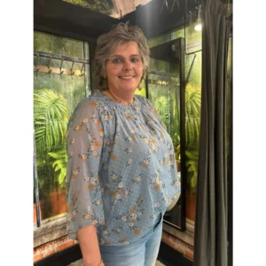 CARSIGRID LIFE LS V-NECK TOP AOP